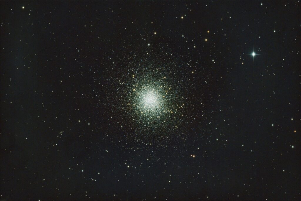 Great Globular Cluster in Hercules (M13)